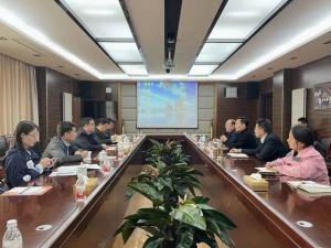 洛阳市商务局局长吕宗乐一行莅临pinbotiyu.com调研指导工作